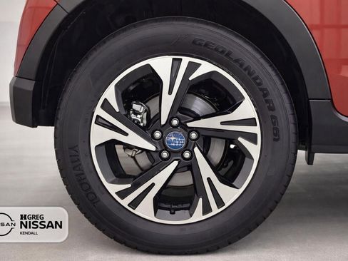 Used 2025 Subaru Crosstrek 2.0i Premium image 14