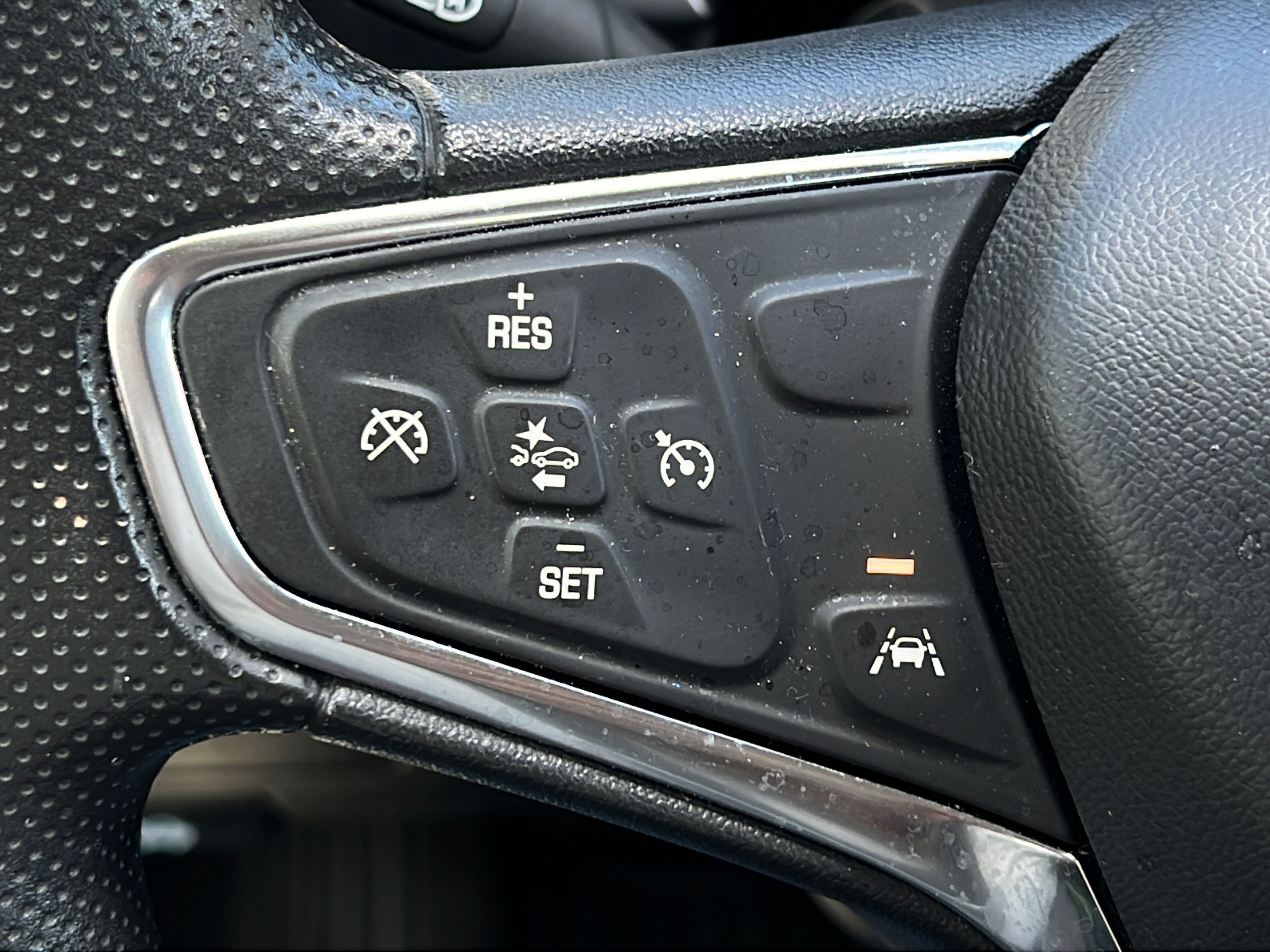 Used 2024 Chevrolet Malibu LT FWD image 19