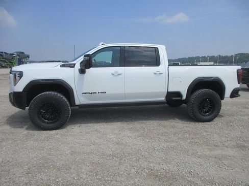 New 2026 GMC Sierra 2500 AT4X AWD/4WD image 10
