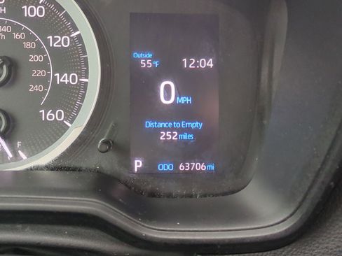 Used 2021 Toyota Corolla LE image 20