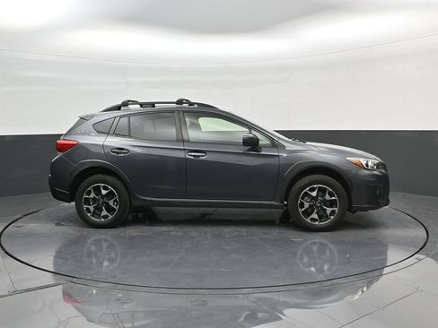 Used 2020 Subaru Crosstrek 2.0i Premium w/ Moonroof Package 2 AWD/4WD image 9