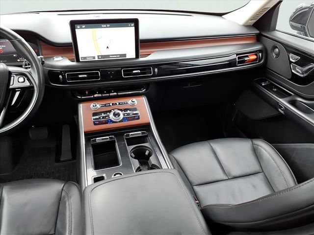 Used 2022 Lincoln Aviator Grand Touring w/ Equipment Group 301A AWD/4WD image 15