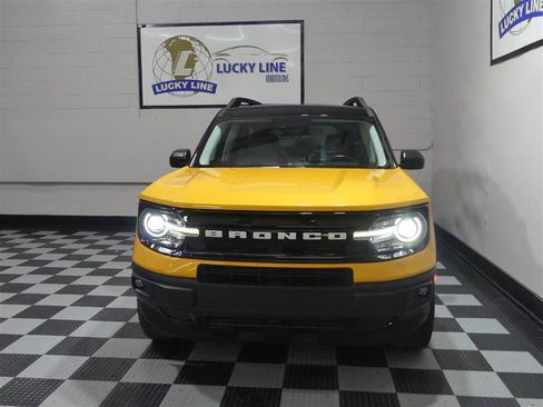 Used 2023 Ford Bronco Sport Outer Banks w/ Tech Package AWD/4WD image 2