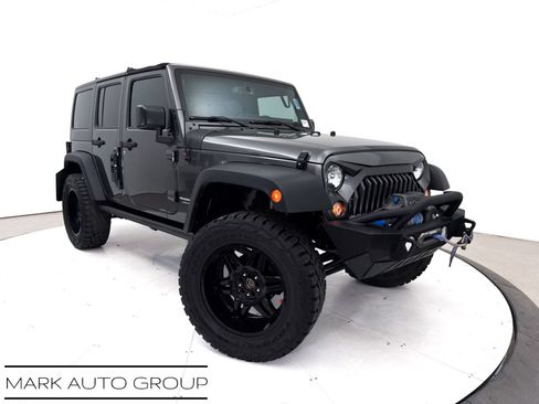 Used 2018 Jeep Wrangler Unlimited Sport S AWD/4WD image 1