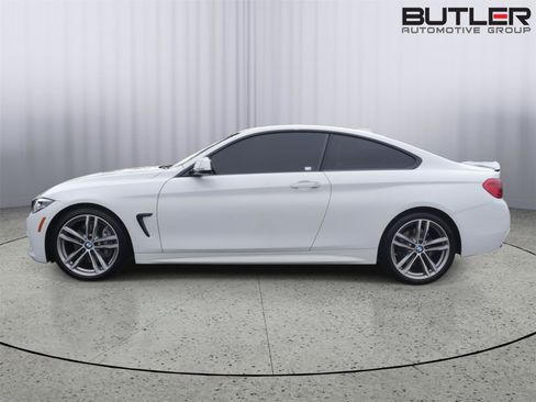 Used 2019 BMW 430i Coupe w/ M Sport Package RWD image 4