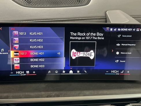 New 2026 BMW X5 xDrive50e w/ M Sport Package image 18