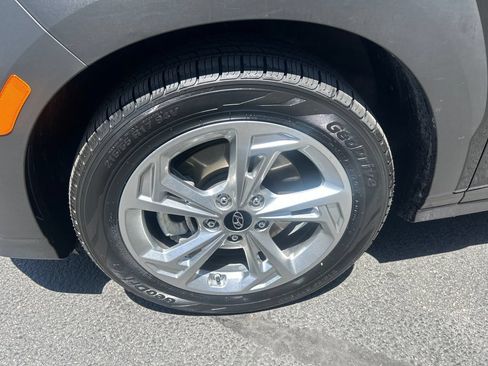 Used 2022 Hyundai Kona SEL w/ Convenience Package AWD/4WD image 16