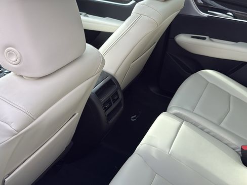 New 2025 Cadillac XT5 Sportv w/ Technology Package image 31