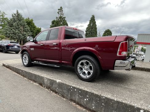 Used 2017 RAM 1500 Laramie w/ Convenience Group AWD/4WD image 5