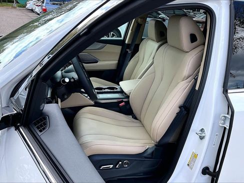 New 2026 Acura MDX SH-AWD image 9