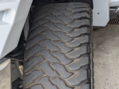 Used 2025 Ford F150 Lariat w/ Equipment Group 501A Mid AWD/4WD image 37