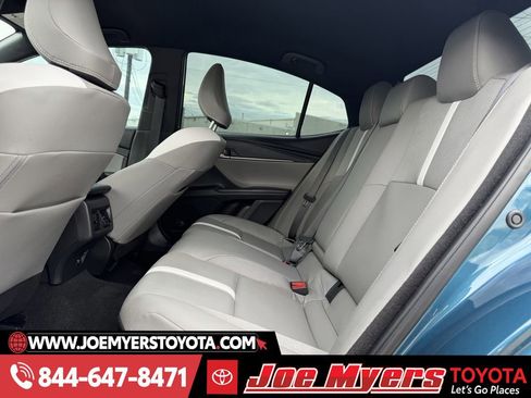 Used 2025 Toyota Camry SE w/ Multimedia Upgrade Package image 29