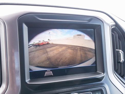 Used 2021 Chevrolet Silverado 2500 W/T w/ WT Convenience Package image 23