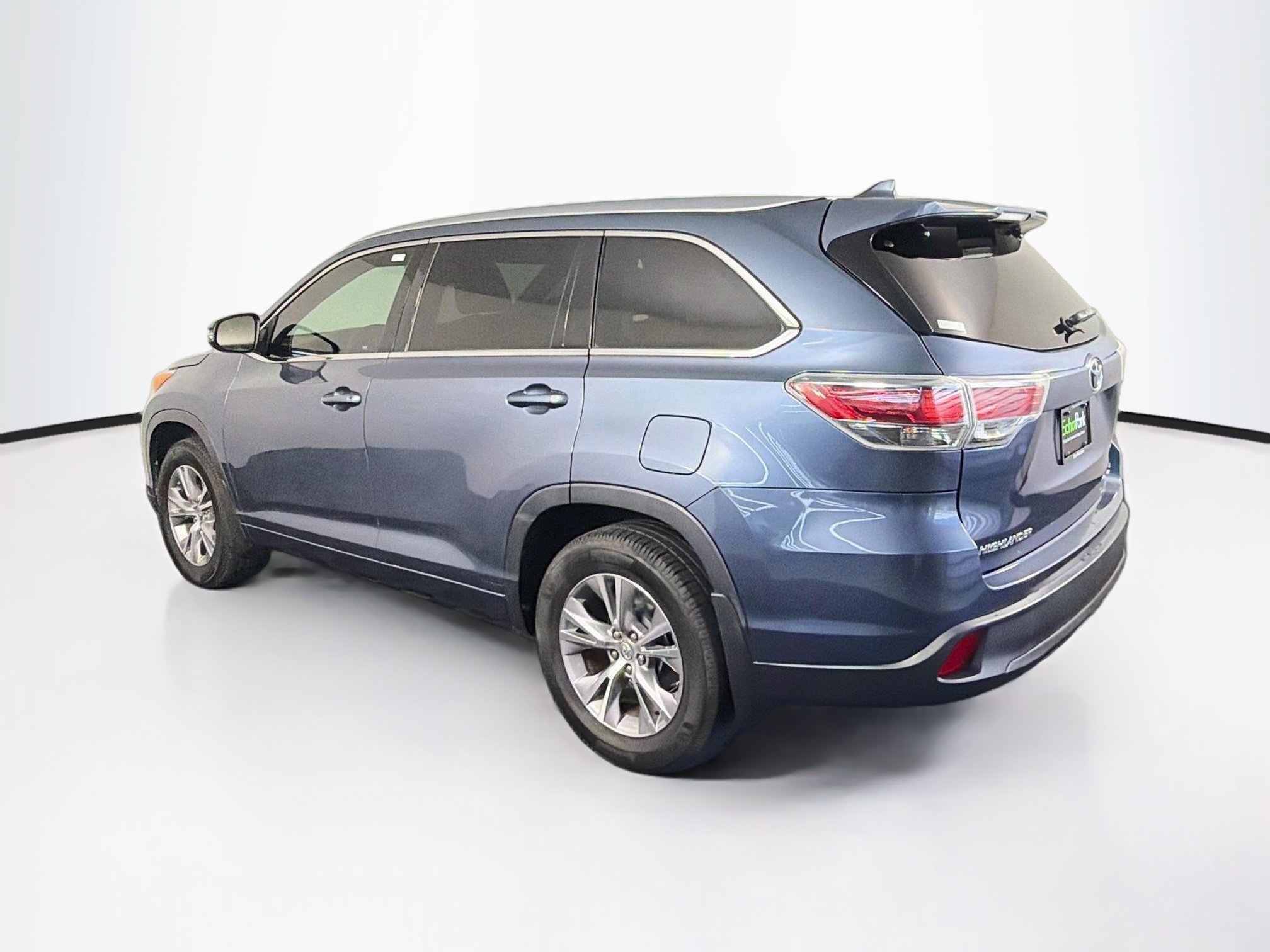 Used 2015 Toyota Highlander XLE FWD image 5