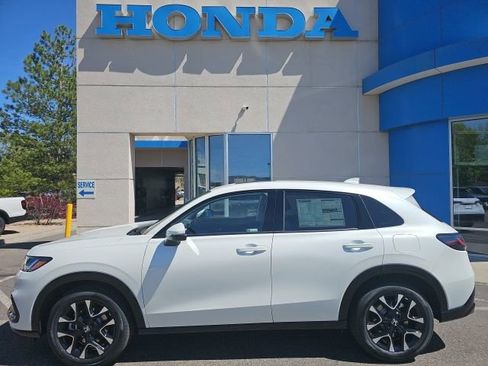 New 2026 Honda HR-V EX-L image 2