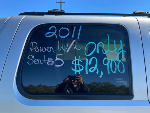 Used 2011 Chevrolet Avalanche LS w/ Regional Value Package image 6