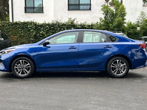 Used 2024 Kia Forte LXS w/ LXS Technology Package image 6