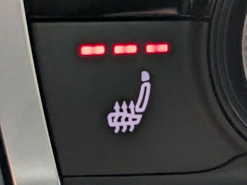 New 2025 Audi Q3 2.0T Premium image 19