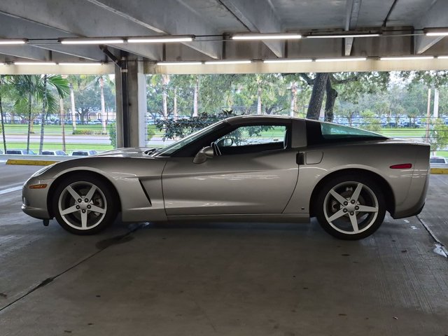 Used 2007 Chevrolet Corvette Coupe RWD image 8