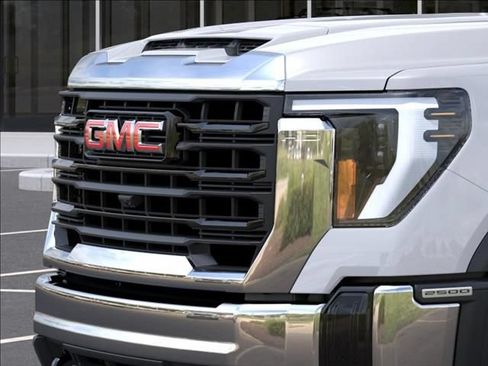 New 2026 GMC Sierra 2500 Pro w/ Convenience Package AWD/4WD image 13
