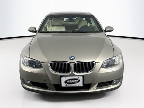 Used 2009 BMW 328i Convertible image 4