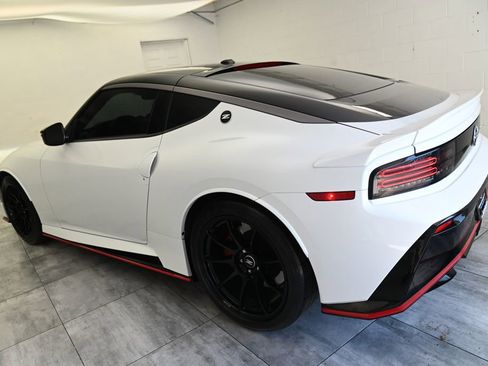 Used 2024 Nissan Z NISMO w/ Floor Mat Package RWD image 3