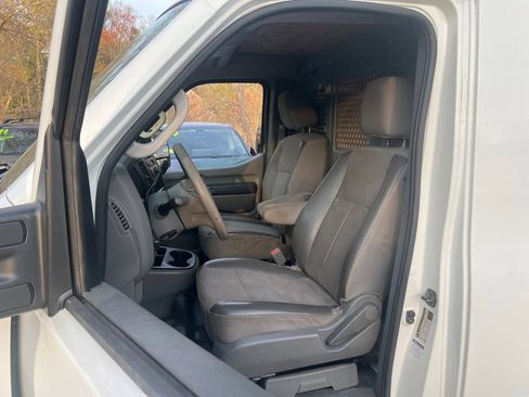 Used 2015 Nissan NV 2500 S w/ Power Package RWD image 15