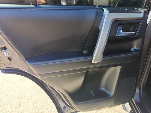 Used 2022 Toyota 4Runner SR5 Premium w/ Moonroof Package image 44