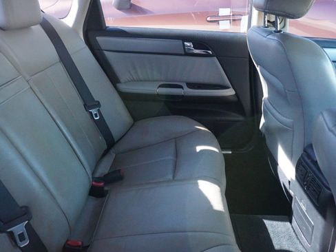 Used 2007 INFINITI M45 Sport w/ Technology Pkg image 8