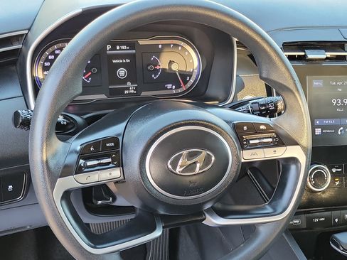 Certified 2023 Hyundai Tucson SEL AWD/4WD image 8