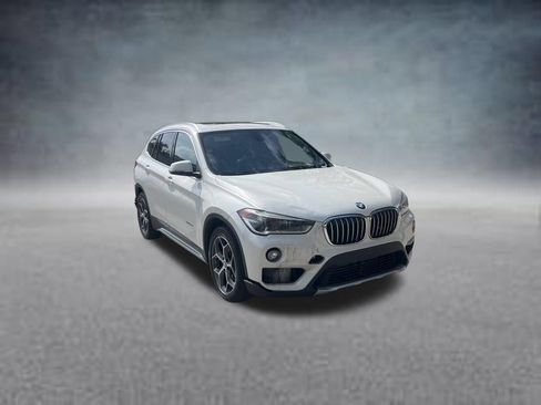 Used 2016 BMW X1 xDrive28i AWD/4WD image 2
