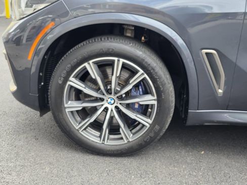 Used 2020 BMW X5 M50i w/ Premium Package image 12