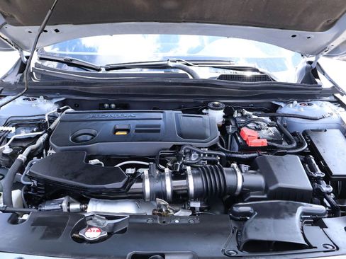 Used 2021 Honda Accord Sport image 9