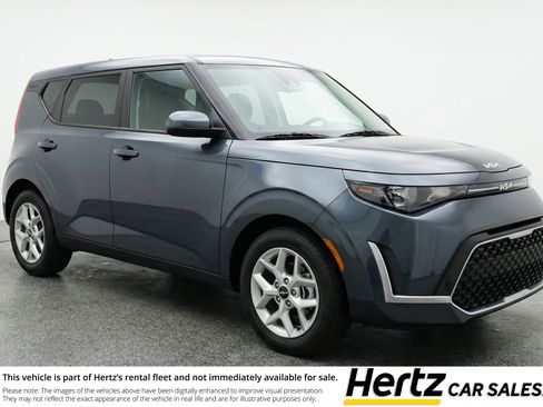 Used 2025 Kia Soul LX w/ LX Technology Package image 1