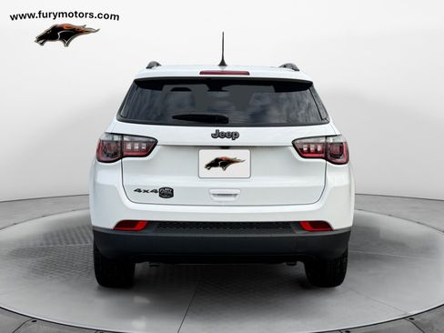 Used 2025 Jeep Compass Latitude w/ Altitude Special Edition image 4