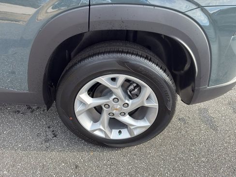 New 2026 Chevrolet Trax LS w/ LS Convenience Package image 20