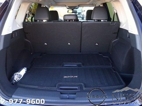 New 2026 Nissan Rogue Platinum image 14