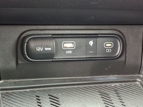 Certified 2023 Kia Sportage EX image 25