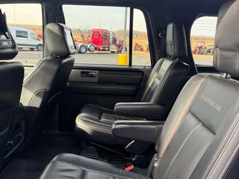 Used 2017 Ford Expedition EL Platinum image 14