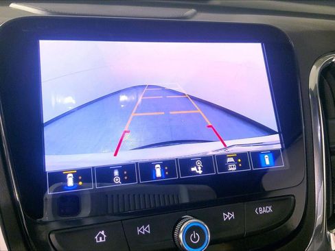 Used 2023 Chevrolet Equinox Premier FWD image 21