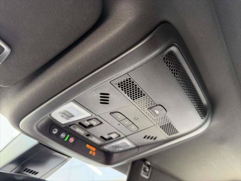 Used 2023 Cadillac XT6 Premium Luxury w/ LPO, Floor Liner Package AWD/4WD image 36