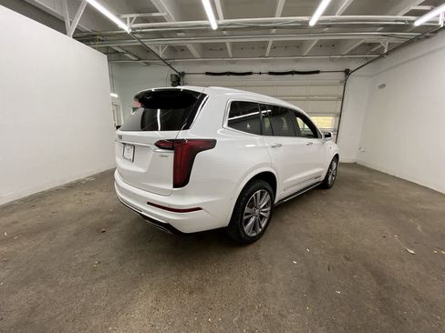 Used 2020 Cadillac XT6 Premium Luxury w/ Platinum Package image 6