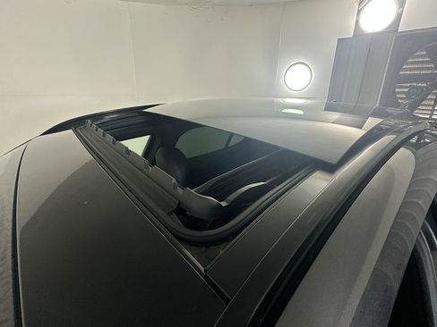 Used 2023 Alfa Romeo Stelvio Sprint image 27