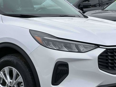 Used 2023 Ford Escape Active image 7