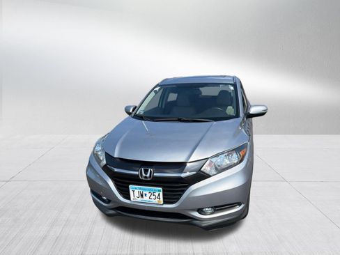 Used 2017 Honda HR-V EX-L image 2