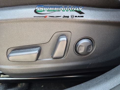 Used 2019 Hyundai Kona SEL w/ SEL Tech Package 02 FWD image 15