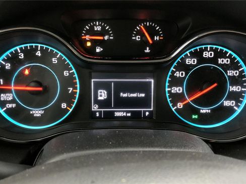 Used 2017 Chevrolet Cruze LT image 22