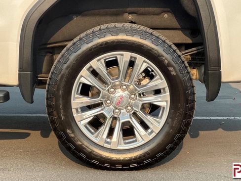 Used 2023 GMC Sierra 1500 Denali w/ Technology Package AWD/4WD image 31