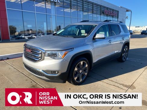 Used 2017 GMC Acadia SLT w/ LPO, Cargo Package image 1