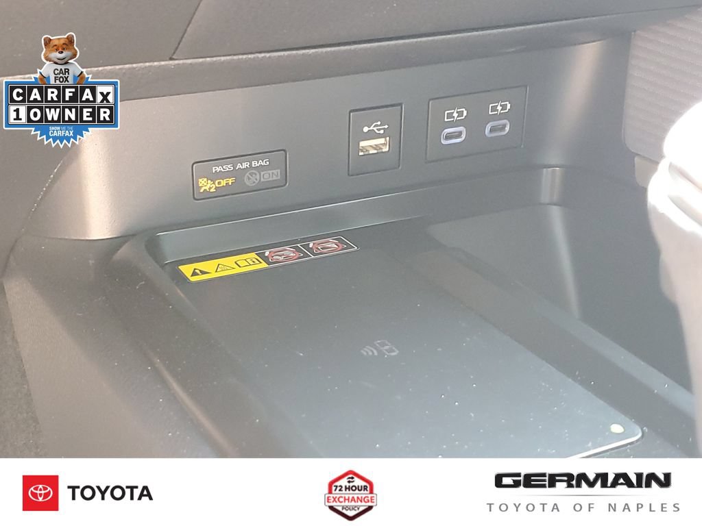 Used 2026 Toyota Camry SE FWD image 32